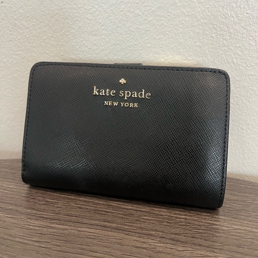Kate Spade Staci Medium Compact Bifold Wallet - Picture 3 of 14